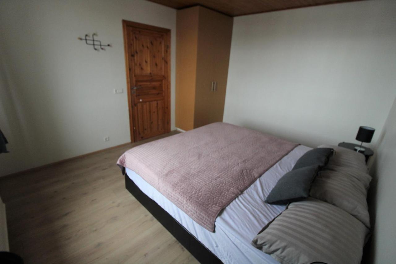 Husavik Apartments Екстер'єр фото
