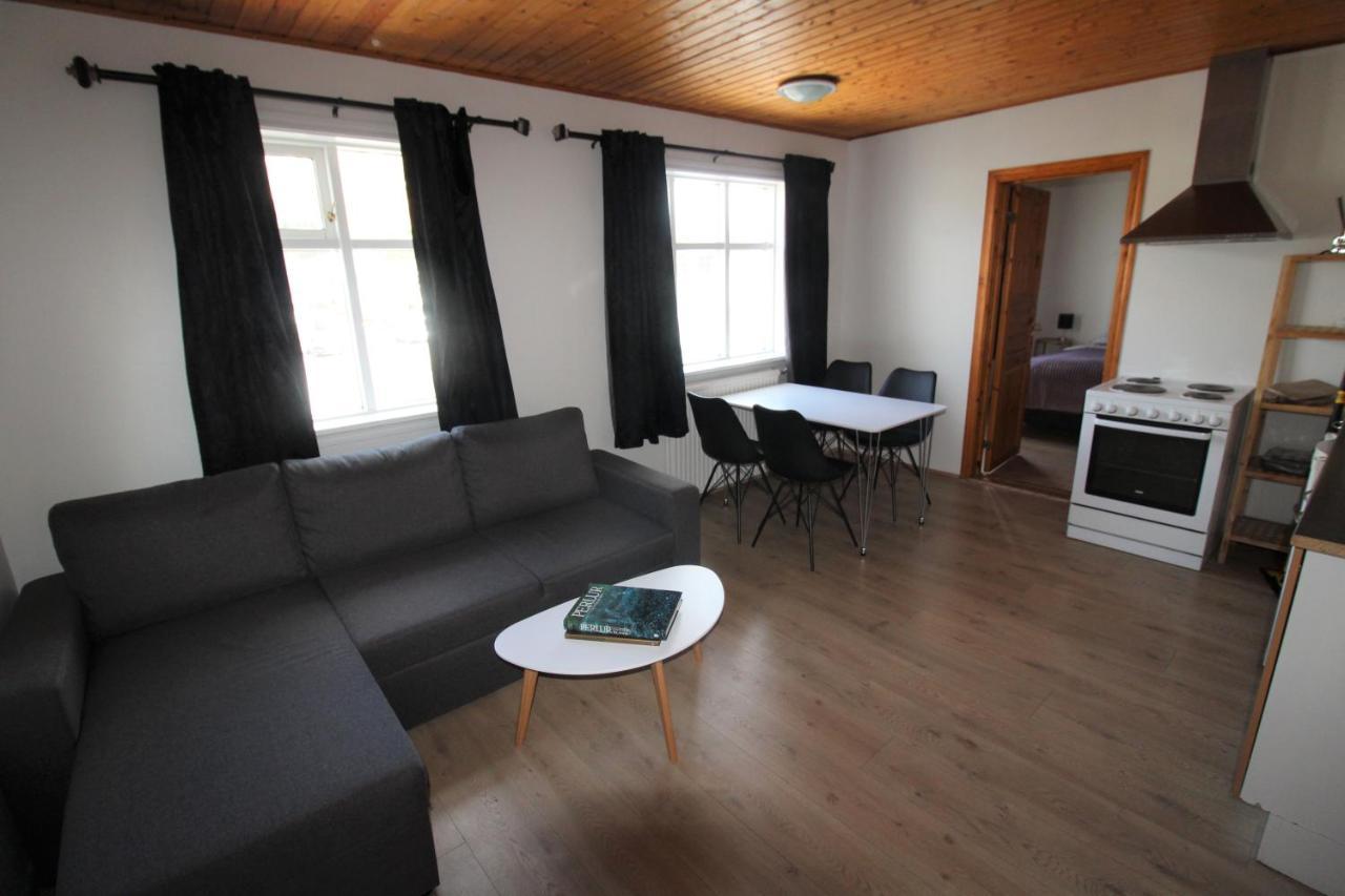 Husavik Apartments Екстер'єр фото